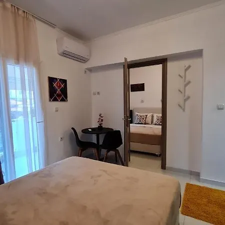 Guest house Only One & Nea Kallikrateia