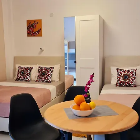 Guest house Only One & Nea Kallikrateia